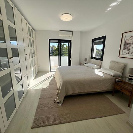 דירות מארבלה Superb Townhouse In Golden Mile מראה חיצוני תמונה