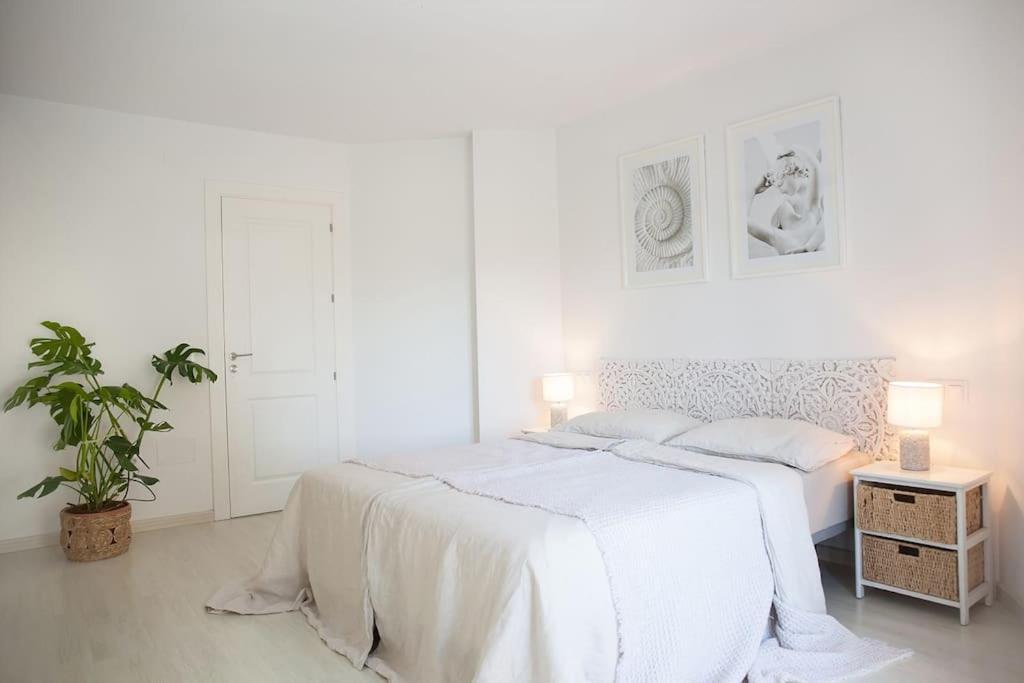 דירות מארבלה Superb Townhouse In Golden Mile מראה חיצוני תמונה