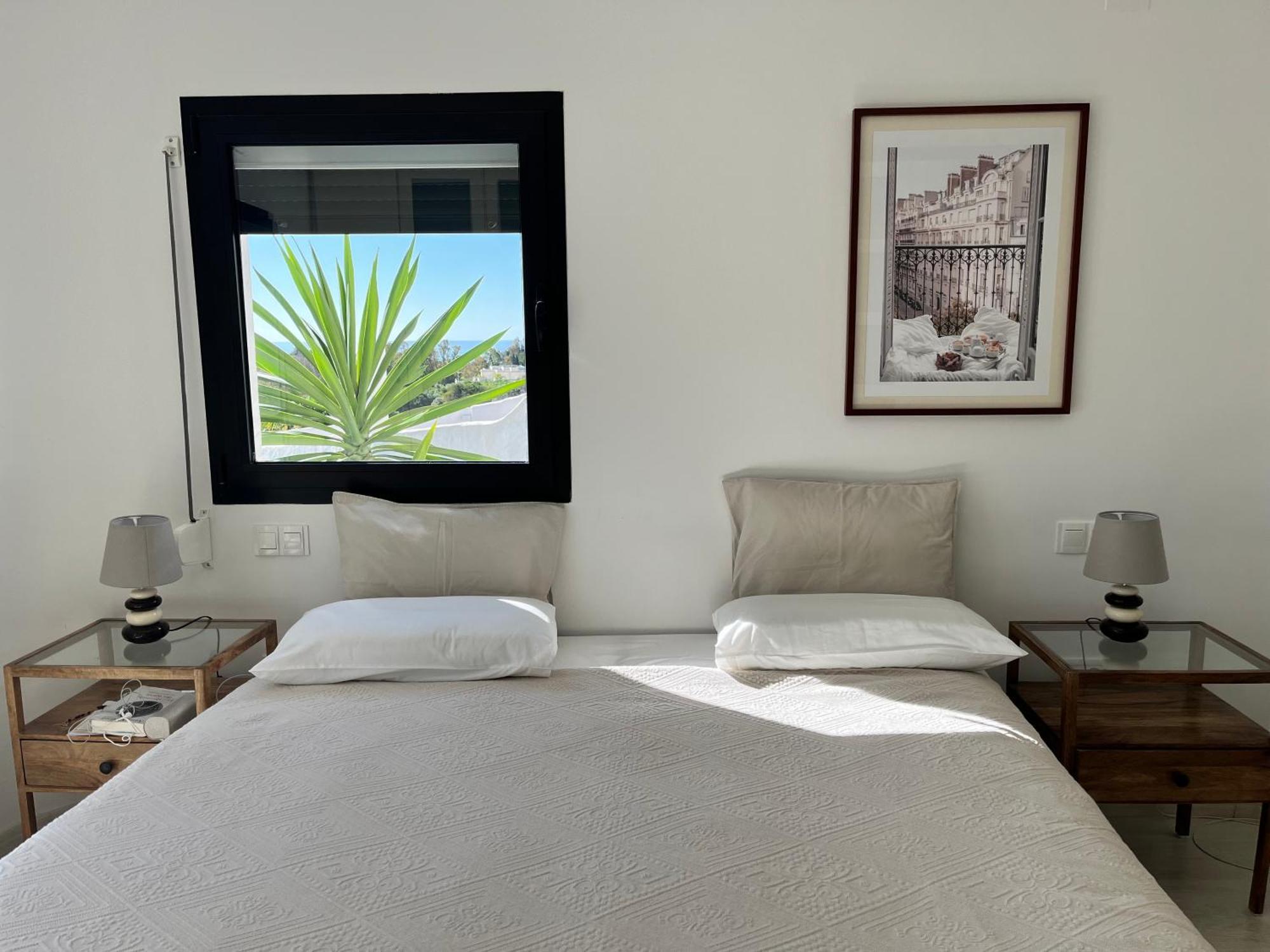 דירות מארבלה Superb Townhouse In Golden Mile מראה חיצוני תמונה